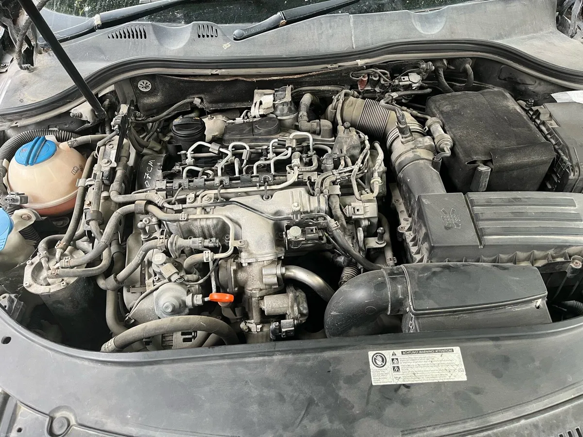 Passat 2.0 2009 for parts - Image 2