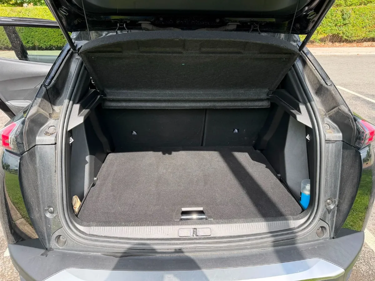 Peugeot 2008 2023 - Image 4