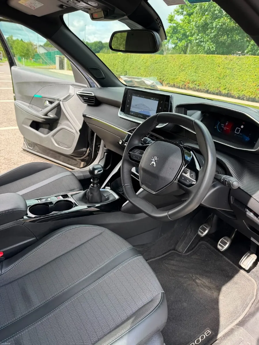 Peugeot 2008 2023 - Image 5
