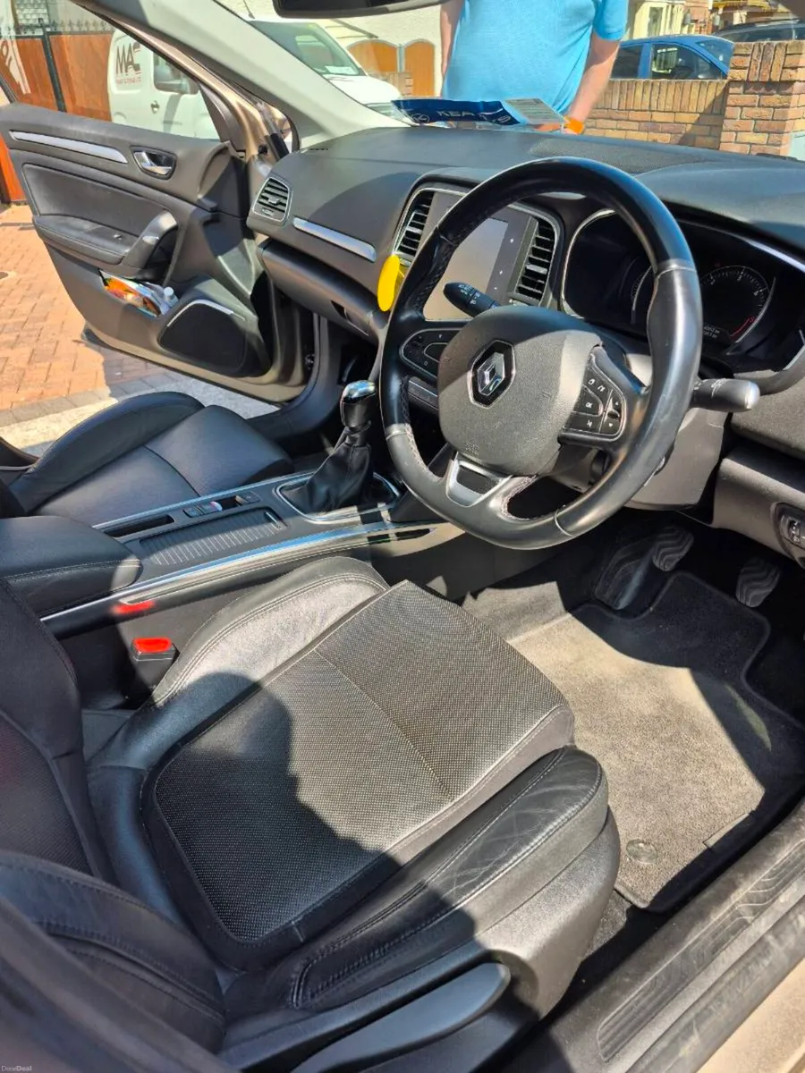2018 Renualt Megane- Low mileage 60k- Sunroof - Image 6
