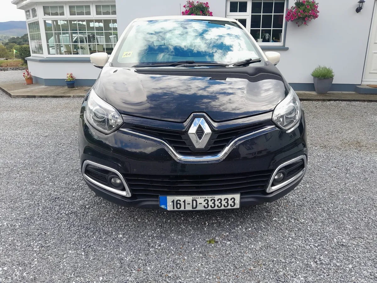 Renault Captur - Image 1