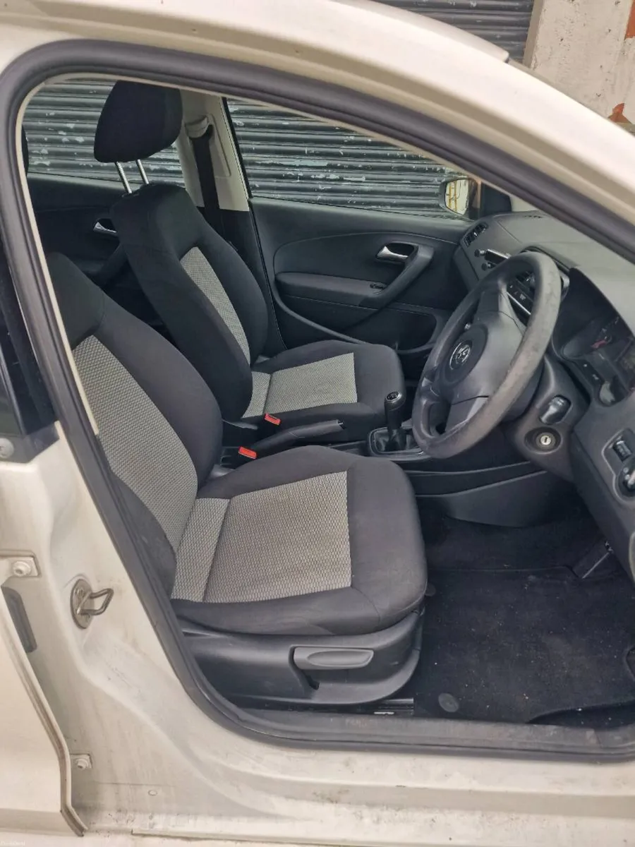Volkswagen Polo - Image 6