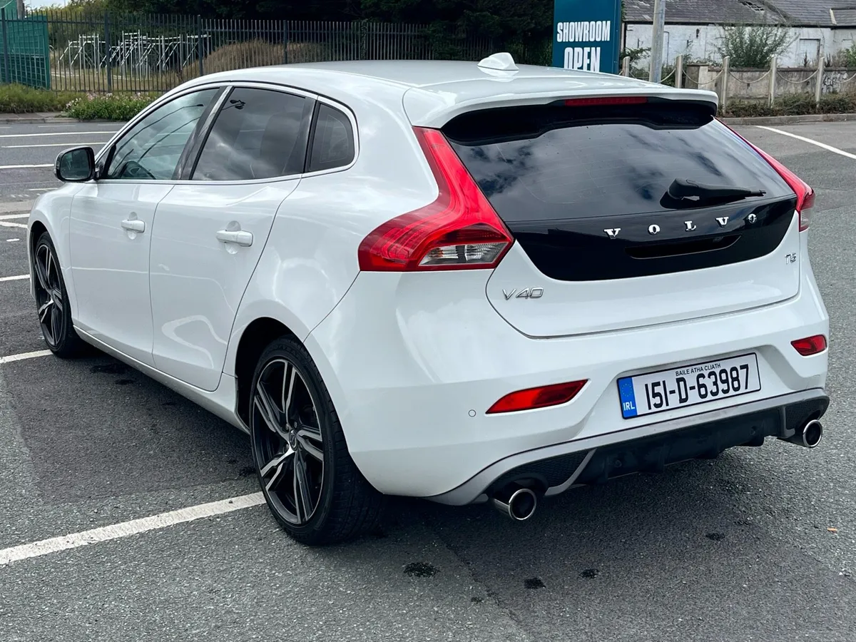 Volvo V40 **T5 R Design*ICE WHITE**Auto*2015 - Image 3