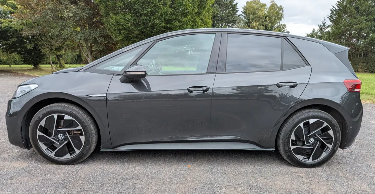 2023, Volkswagen ID.3  Pro ,204HP 53kWh, Automatic - Image 4