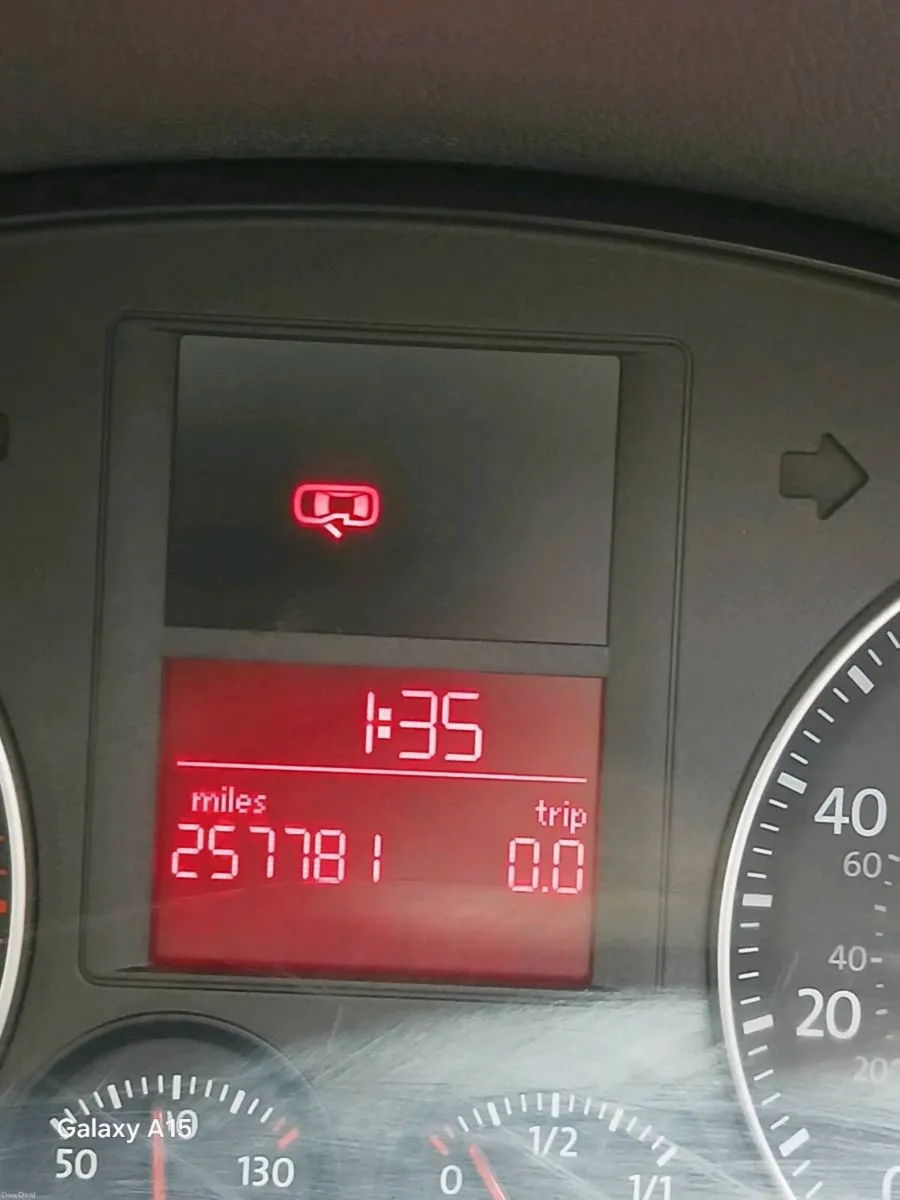 Volkswagen Golf - Image 5