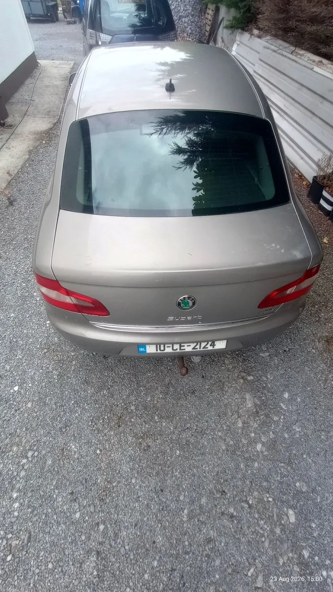 Skoda Superb 2010 - Image 4