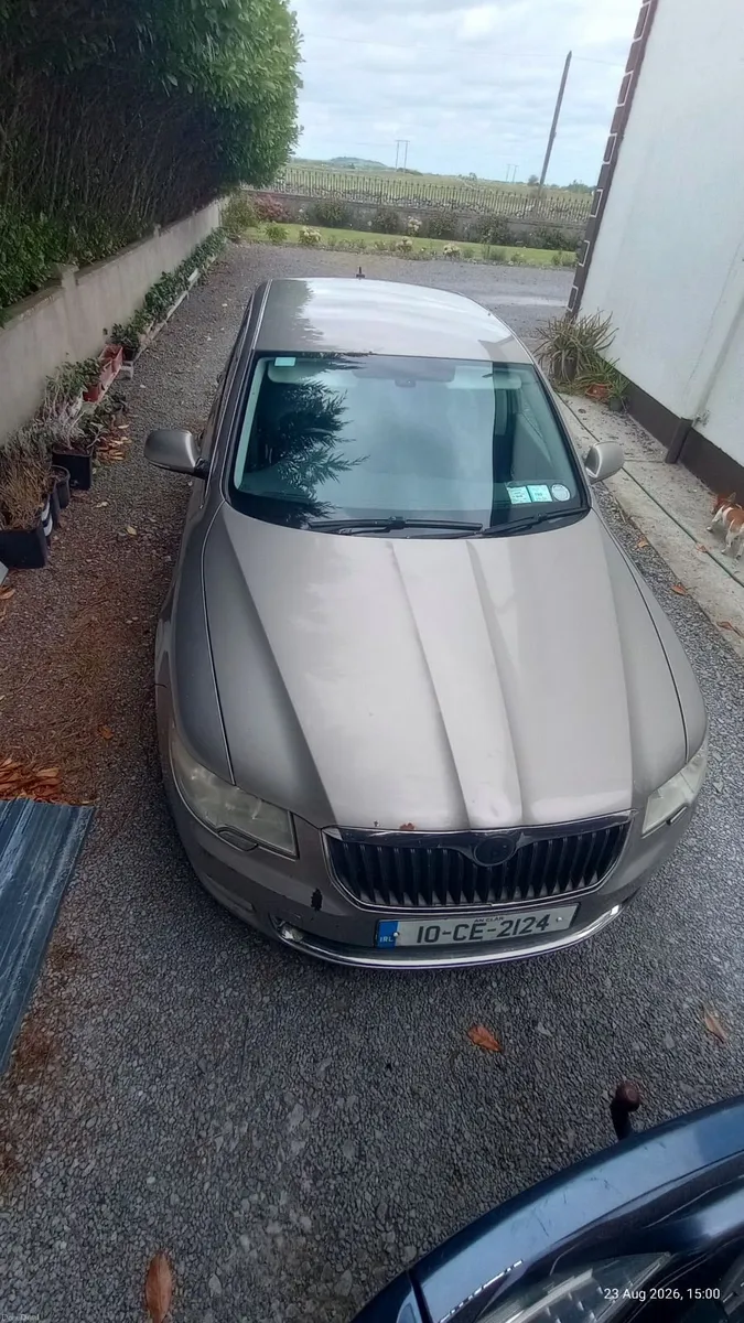 Skoda Superb 2010 - Image 1