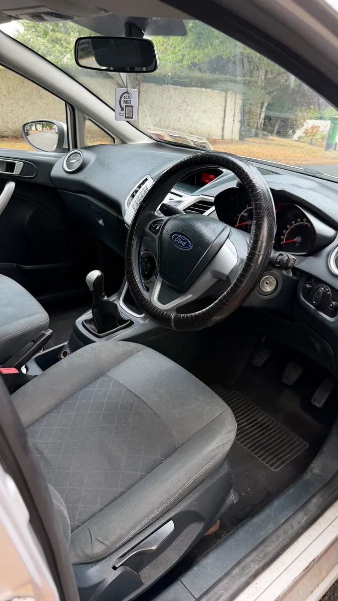Ford fiesta - Image 6