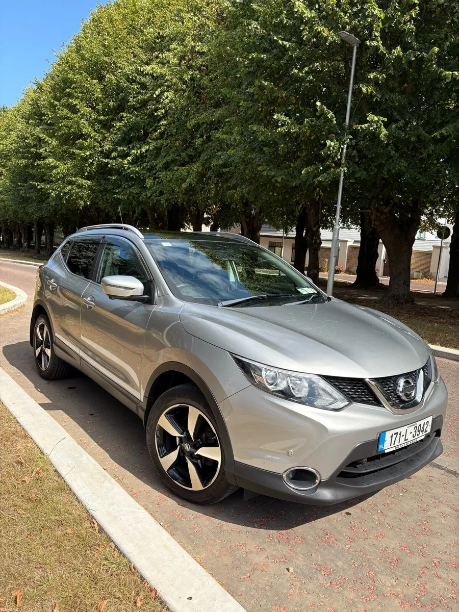Nissan Qashqai SV Premium 1.5 dCi - Image 1