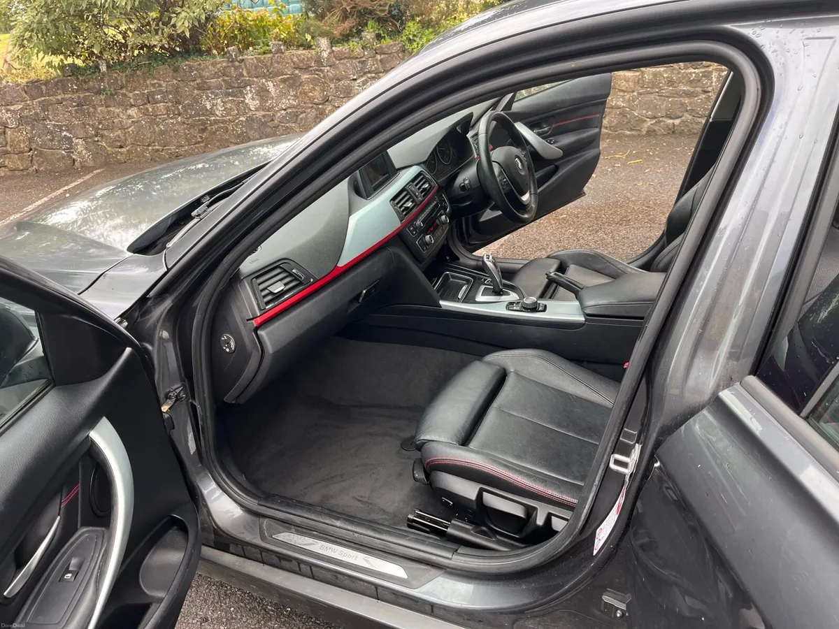 BMW 3 Series - Image 6