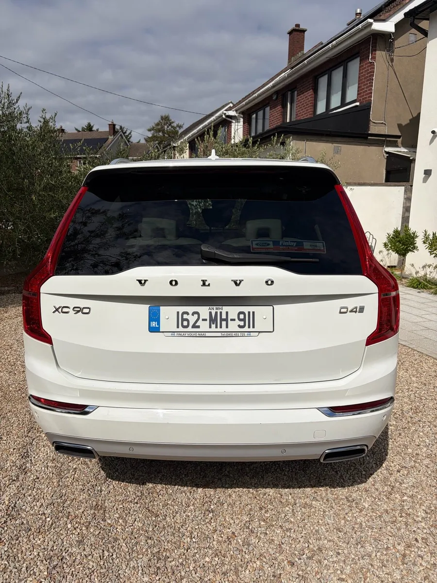 Volvo XC90 - Image 4