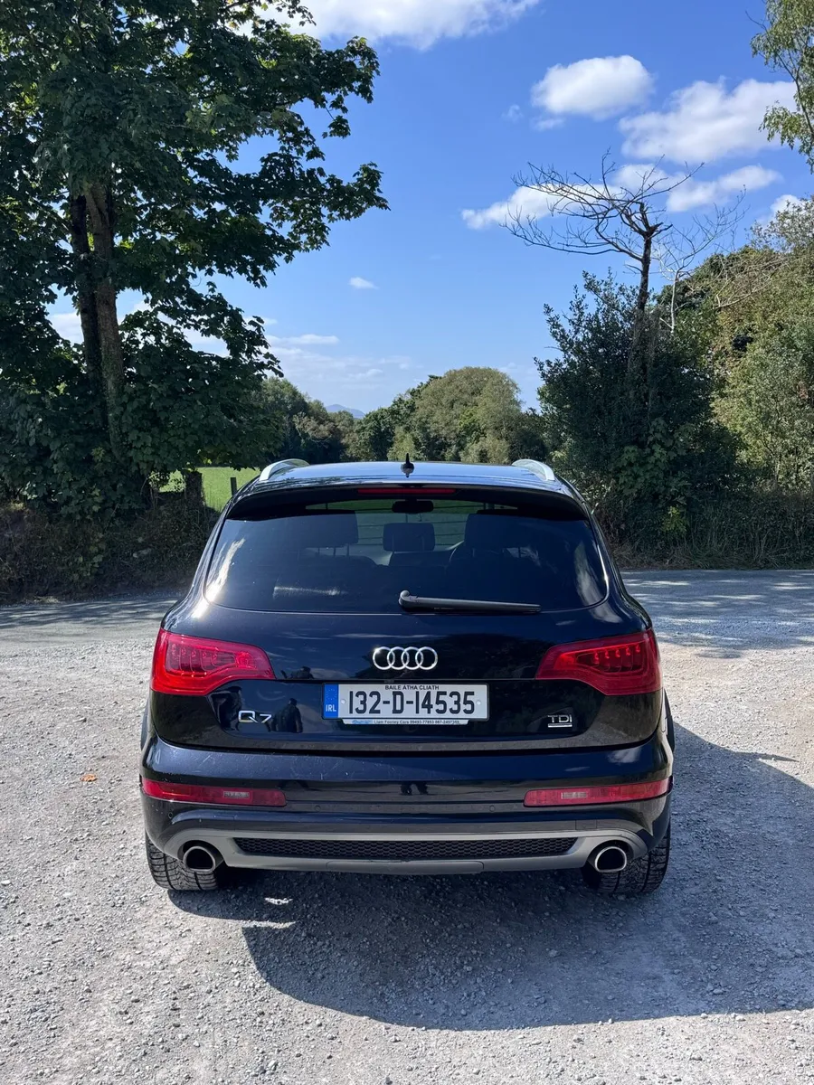 Audi Q7 S line - Image 4