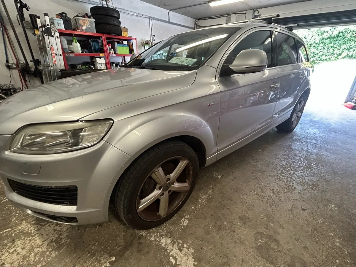 Audi Q7 - Image 5
