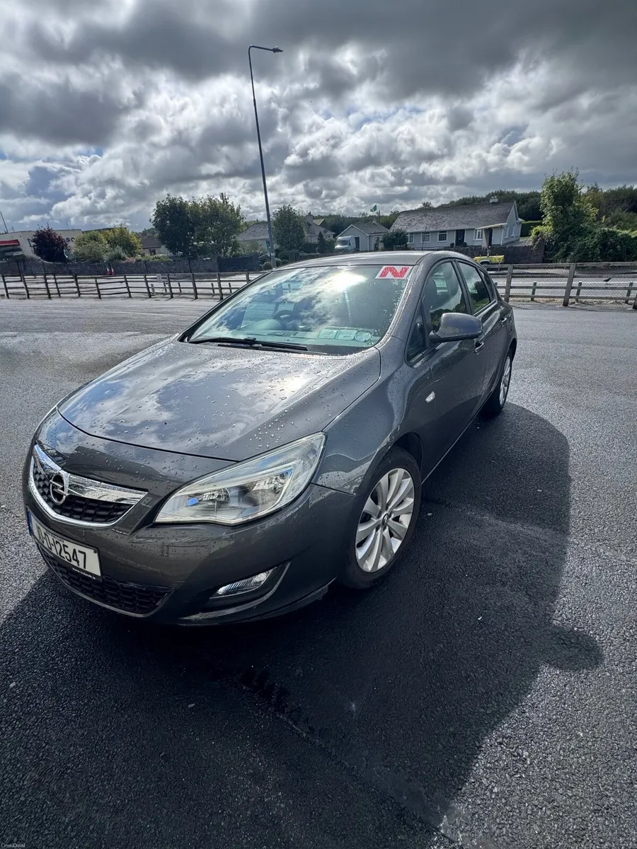 Opel Astra 2010 - Image 6