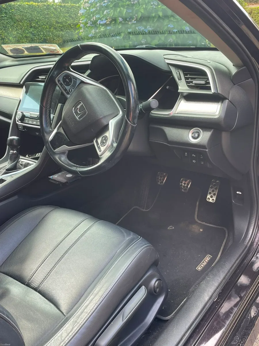 Honda Civic - Image 4