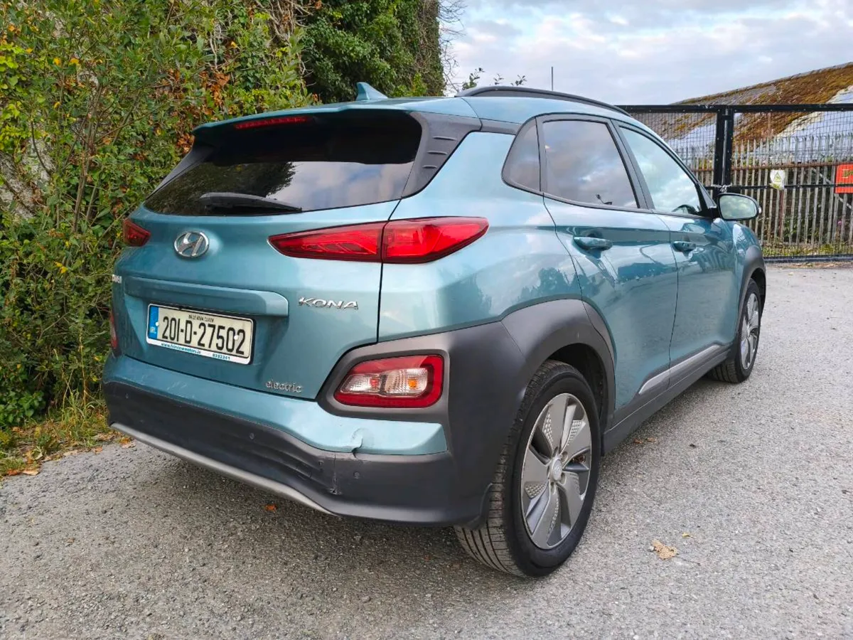 Hyundai Kona 64kWh electric SOH 96% - Image 4