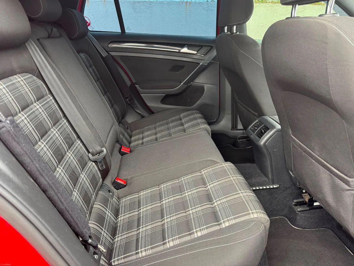 Volkswagen Golf 2.0 GTD 184BHP 2015 - Image 5