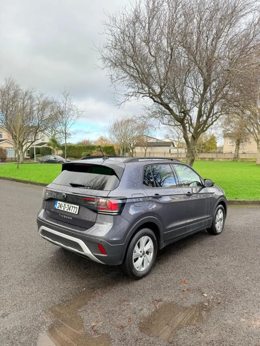 Volkswagen T-Cross 2024 - Image 3