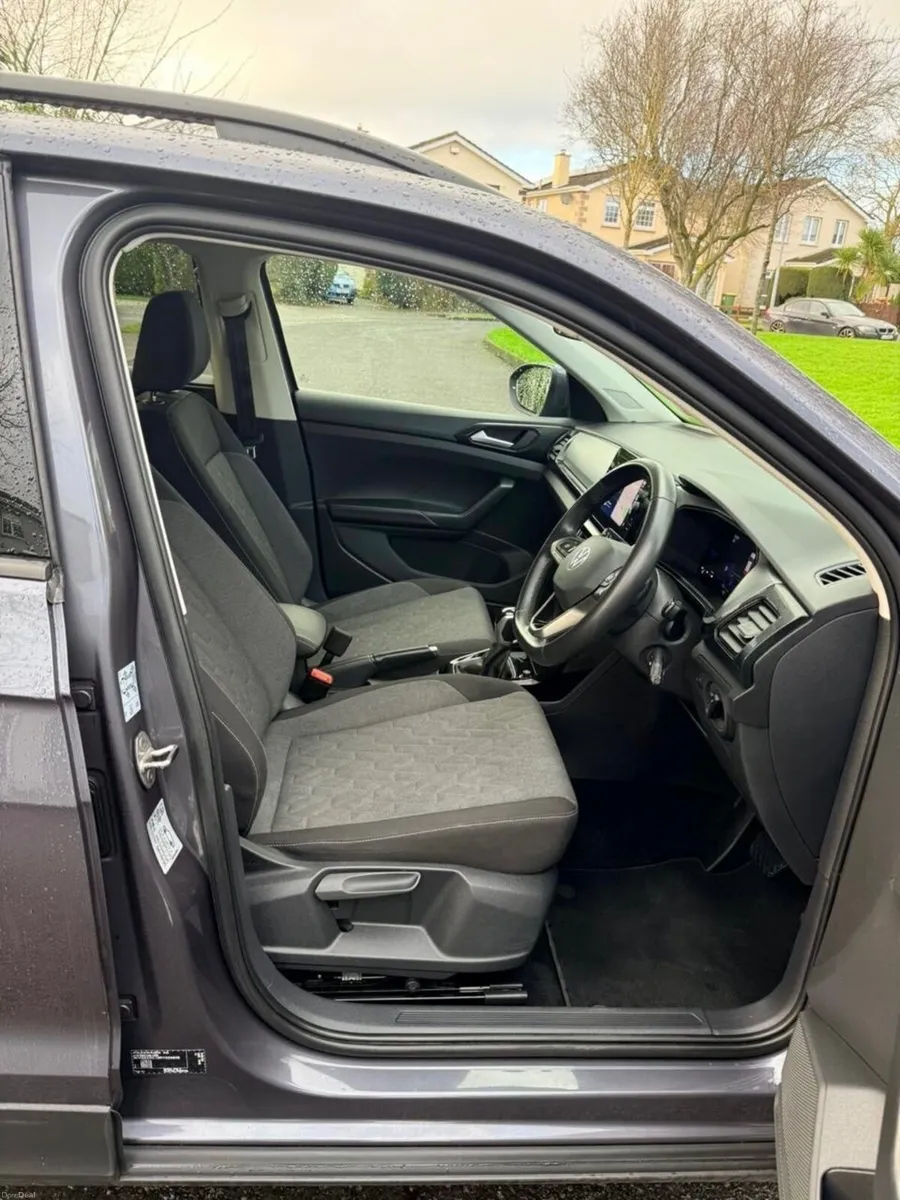 Volkswagen T-Cross 2024 - Image 6