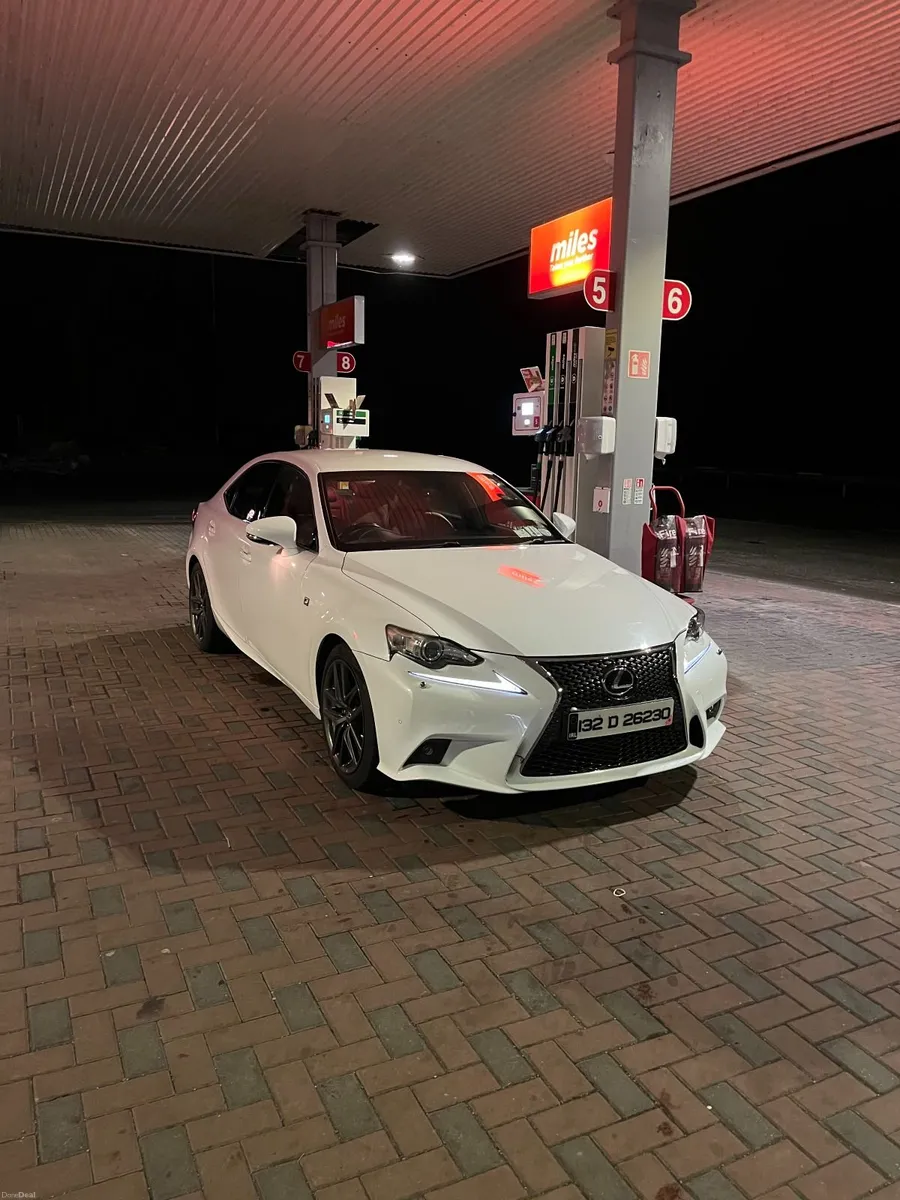 Lexus IS250 - Image 1