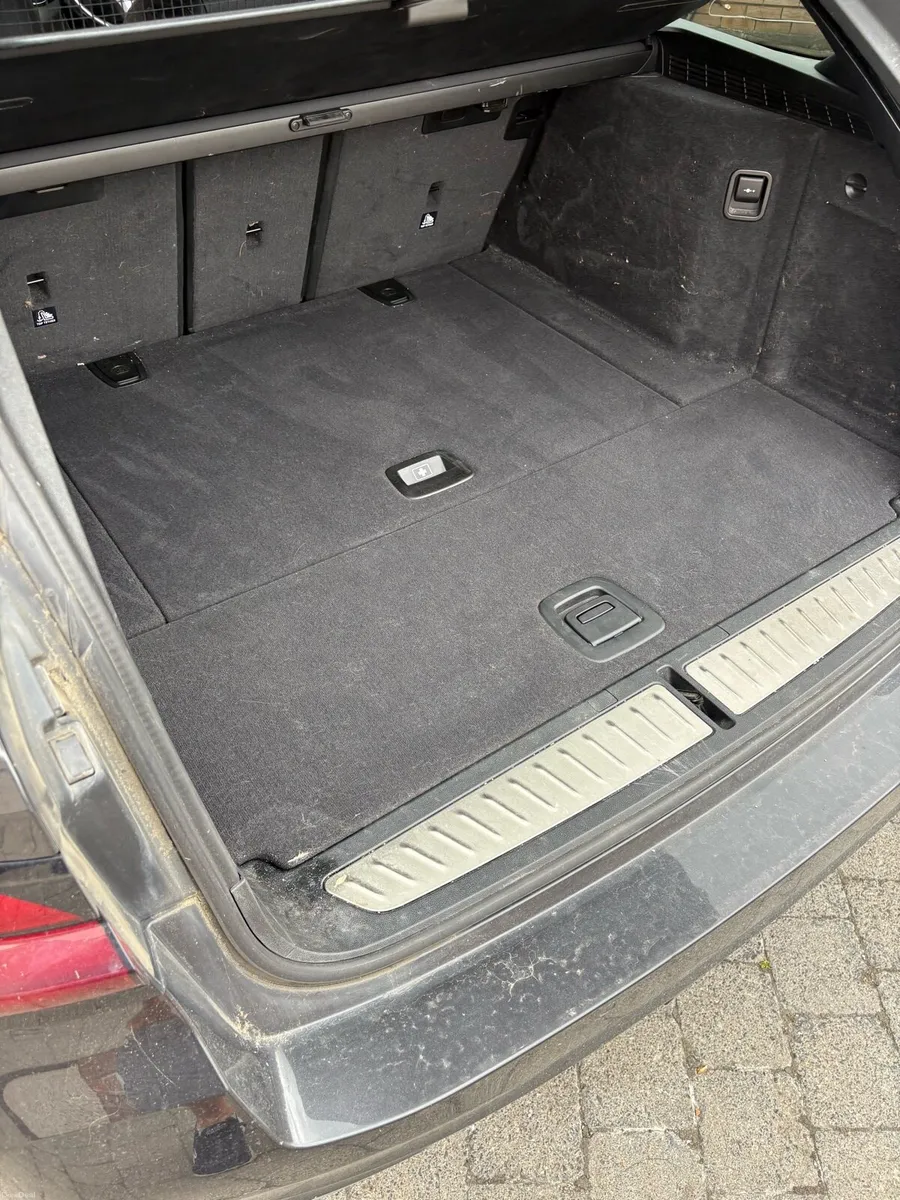 211 BMW 520 M Sport touring - Image 5