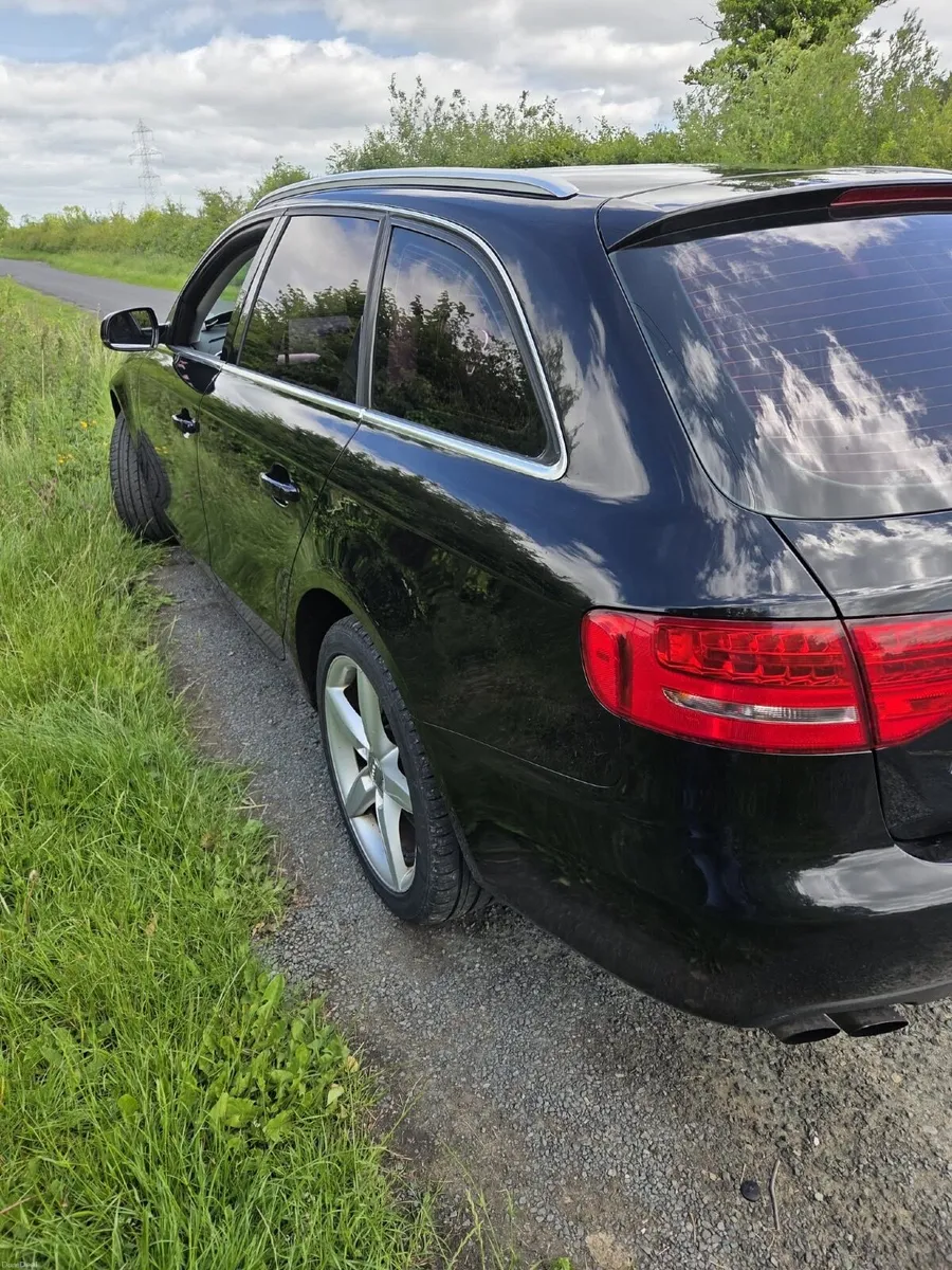 Audi A4 2010 - Image 3