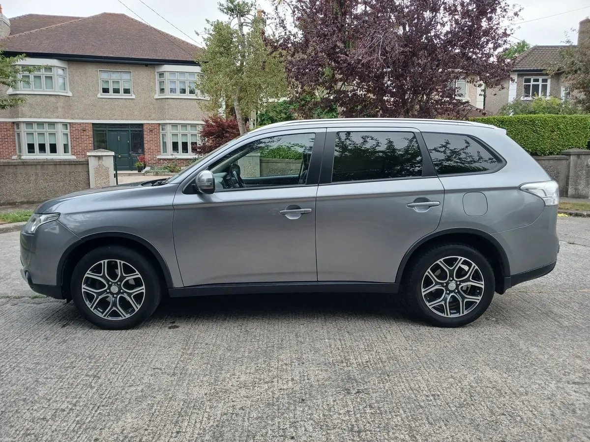 Mitsubishi Outlander 2015 - Image 5