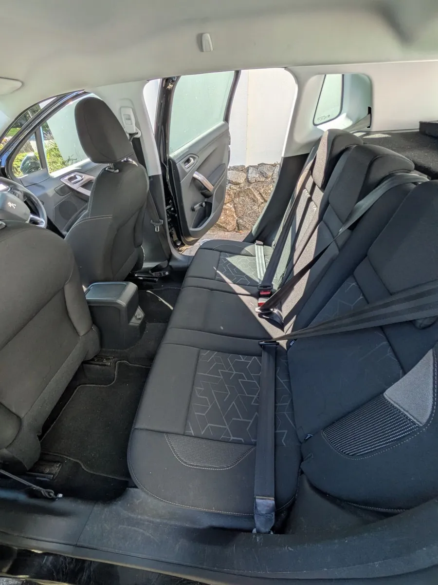 Peugeot 2008 2014 - Image 5