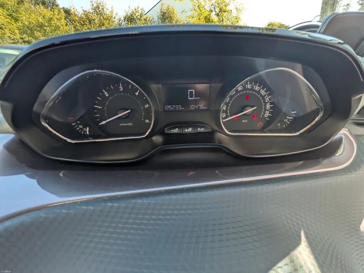 Peugeot 2008 2014 - Image 6