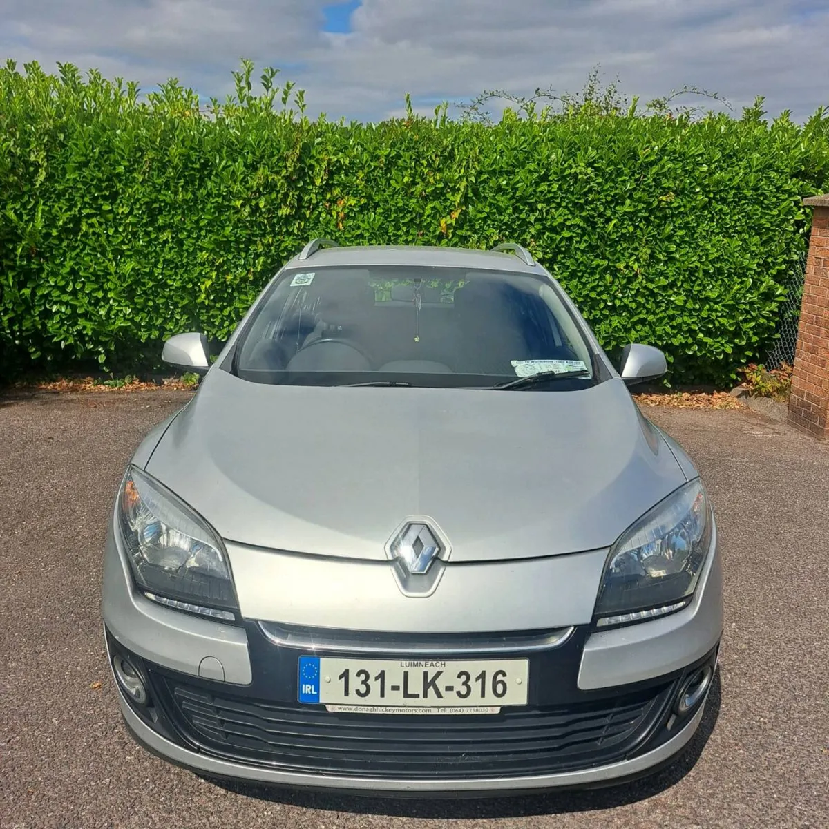 Car - Image 1