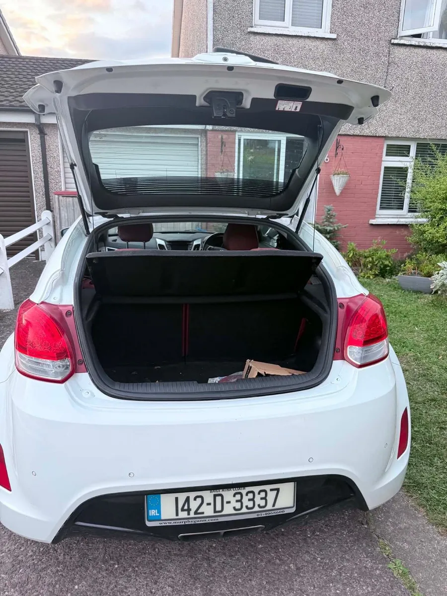 Hyundai Veloster - Image 3
