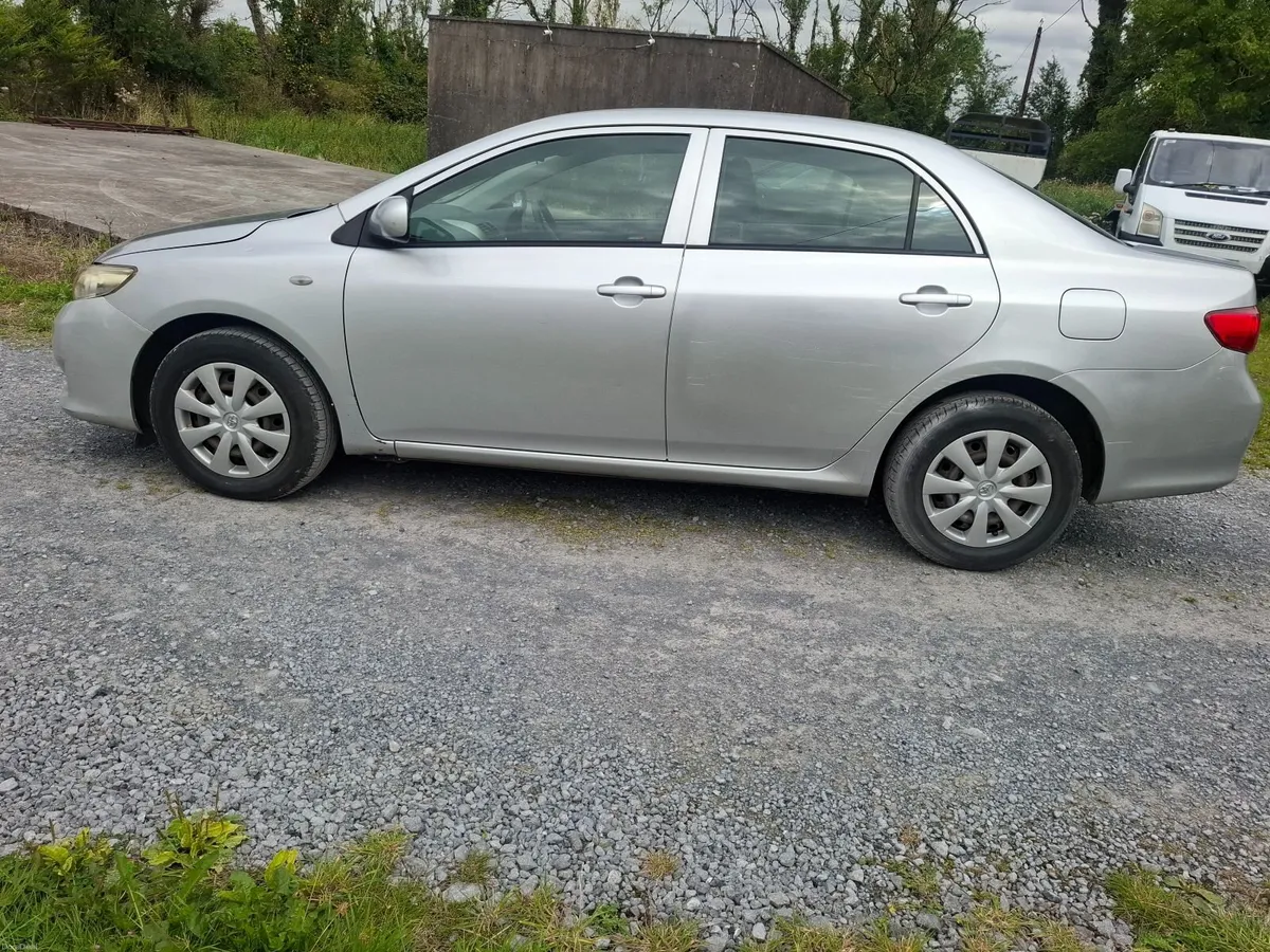 Toyota Corolla 2008 - Image 1
