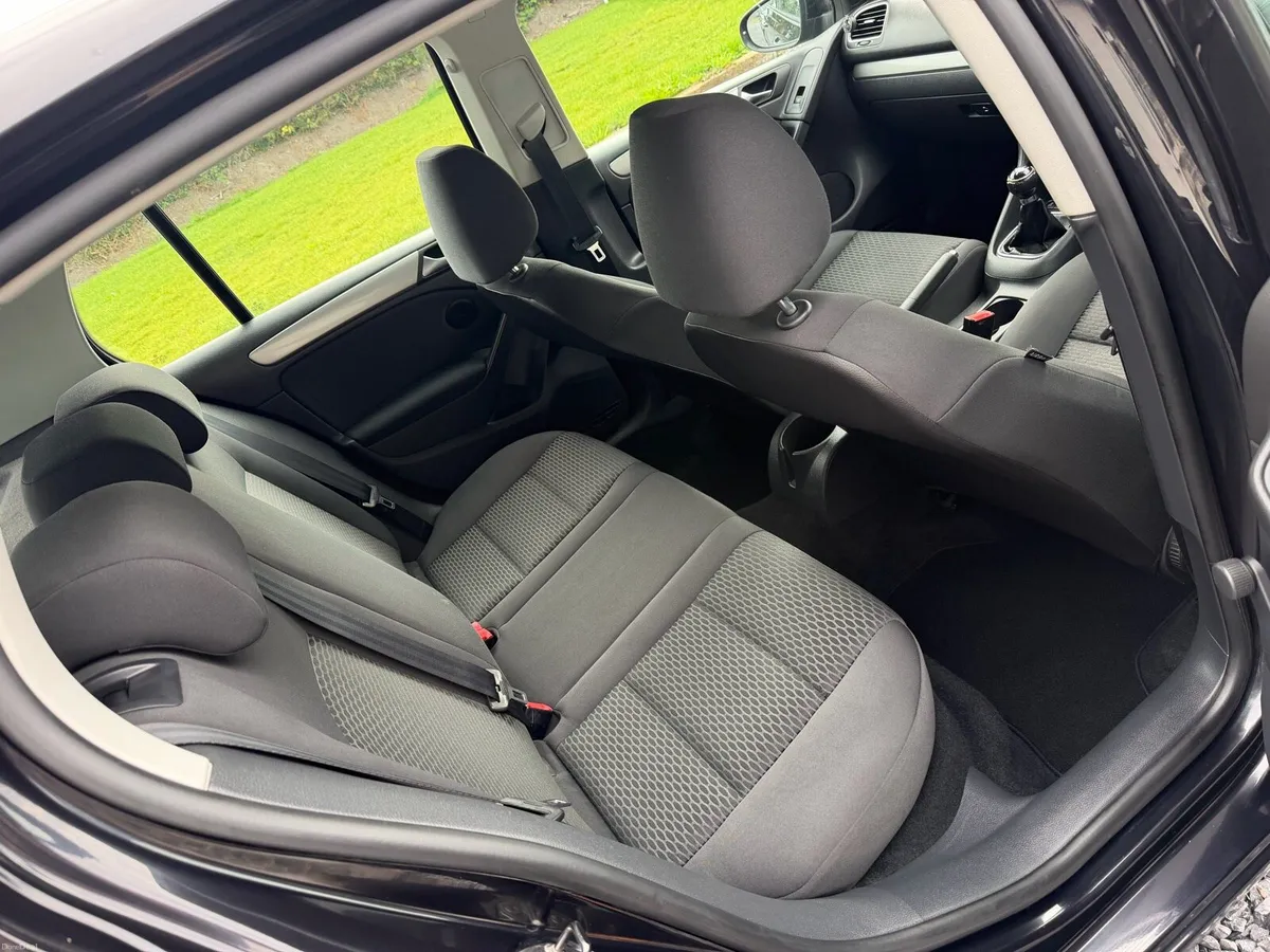 Volkswagen Golf 1.6 tdi - Image 6