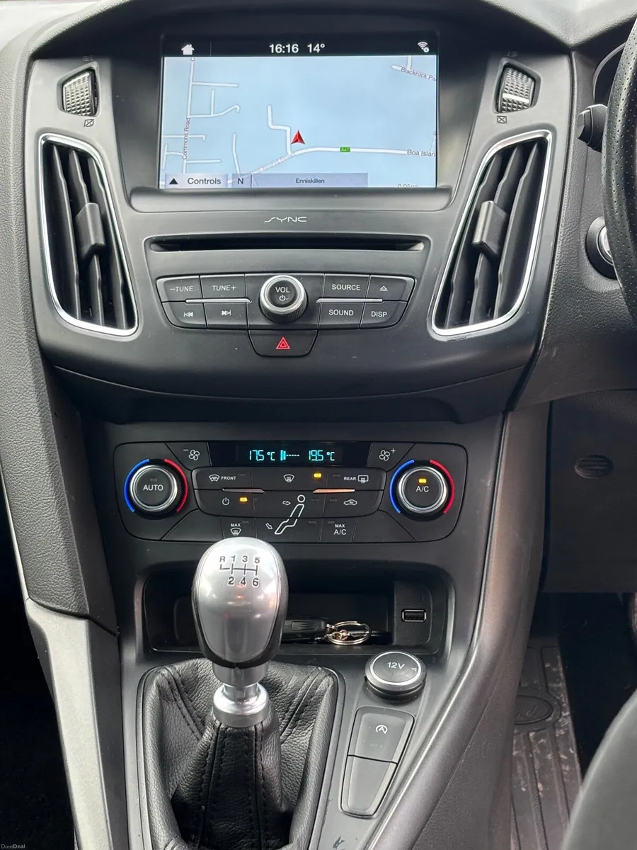 Ford Focus 2018 - Image 2