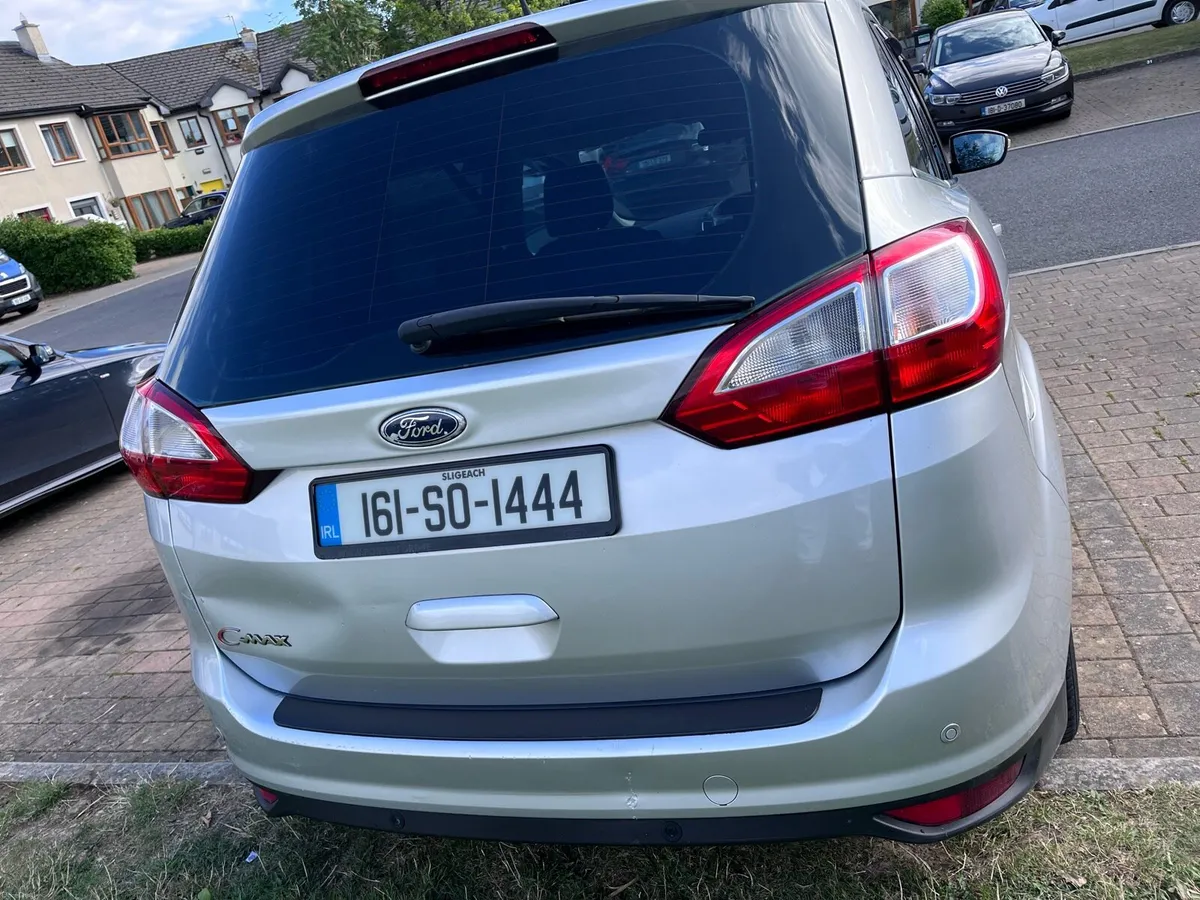 Ford Grand C-Max 1.5 TDCI ZETEC 120 "7 Seaters" - Image 6