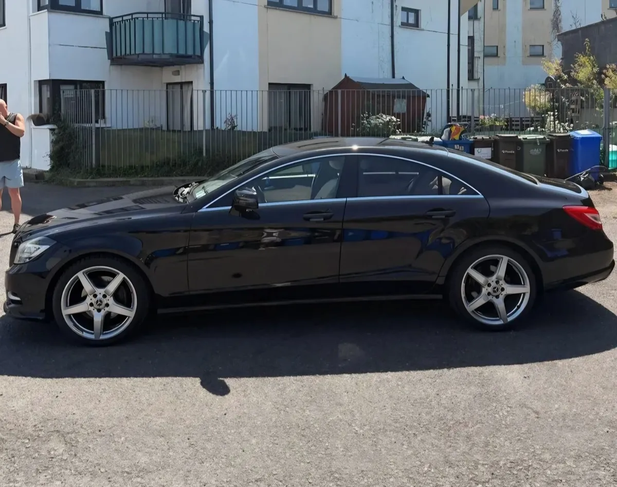 Mercedes Benz 250 BE SPORT CLS Diesel 2013 - Image 4