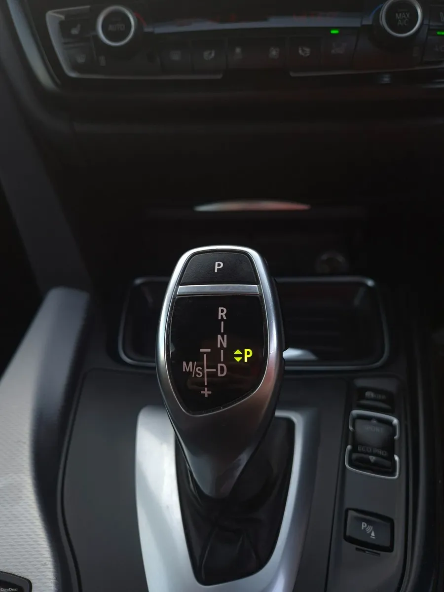 BMW 4-Series 2014 - Image 4