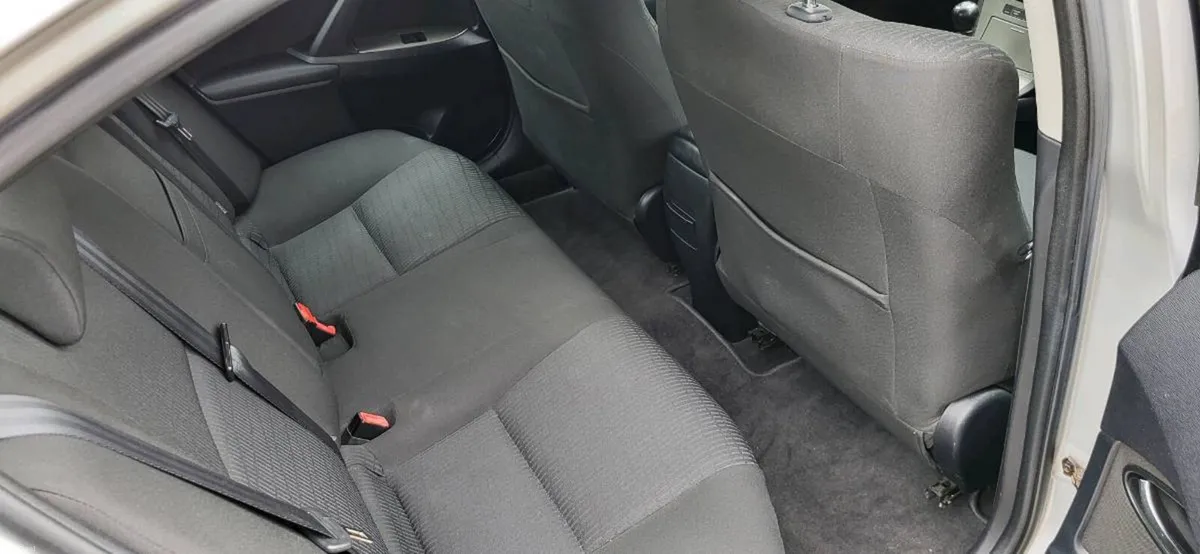2009 Toyota Avensis Petrol - Image 4
