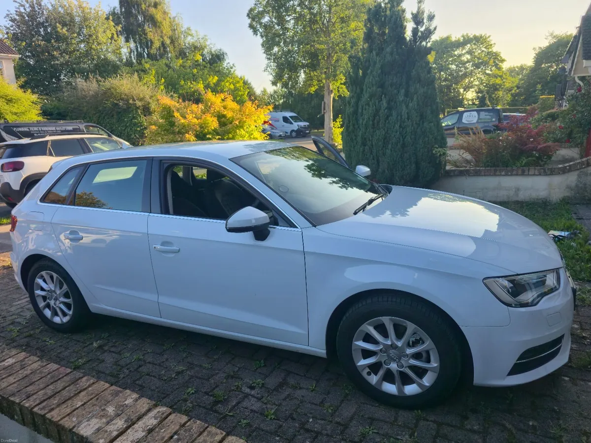Audi A3 2015 - Image 6