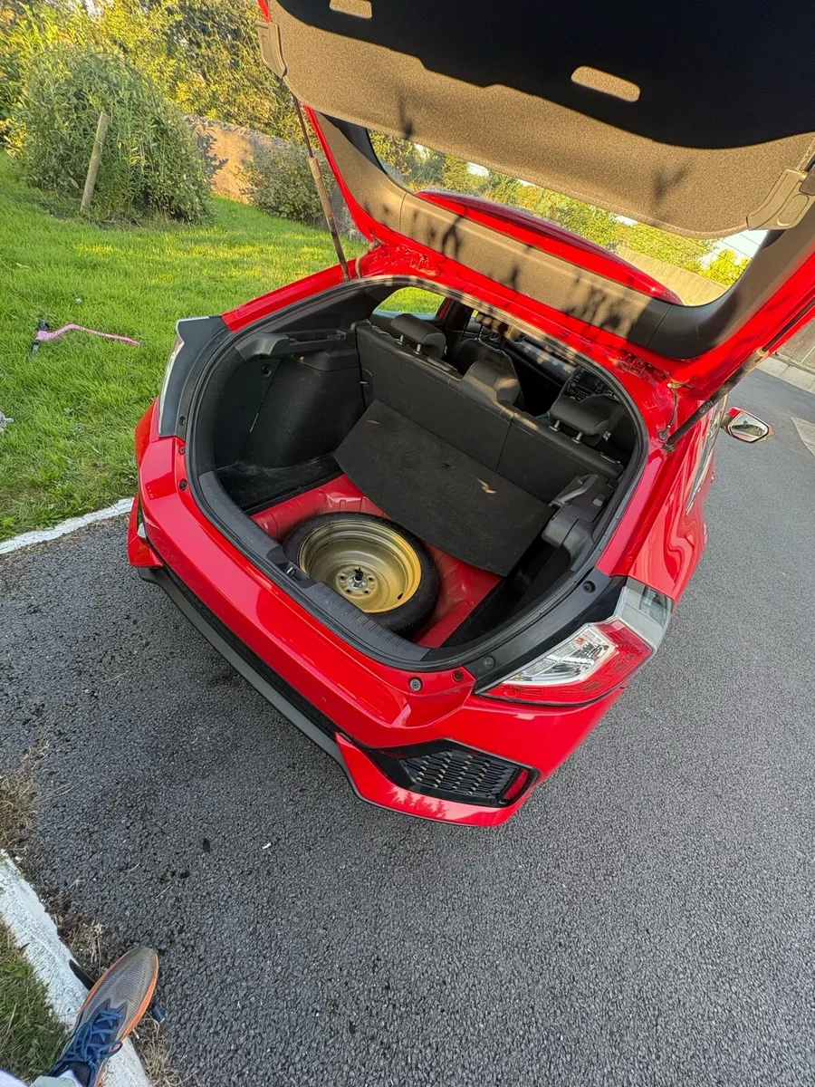 Honda civic 1.0 petrol - Image 6