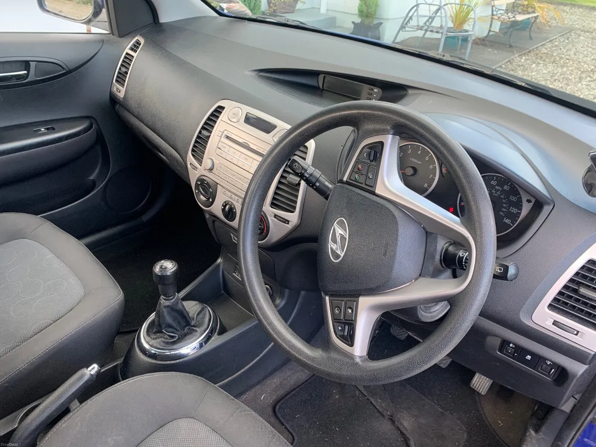 Hyundai i20 2011 long NCT - Image 5