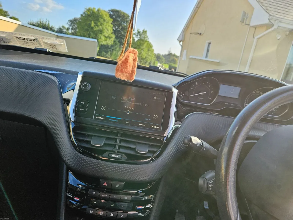Peugeot 2008 2018 - Image 5