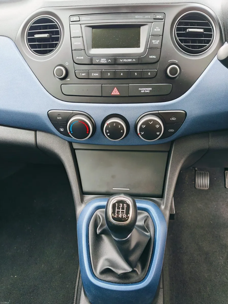 Well-Kept 2017 Hyundai i10 – Clean, Reliable & Eco - Image 6