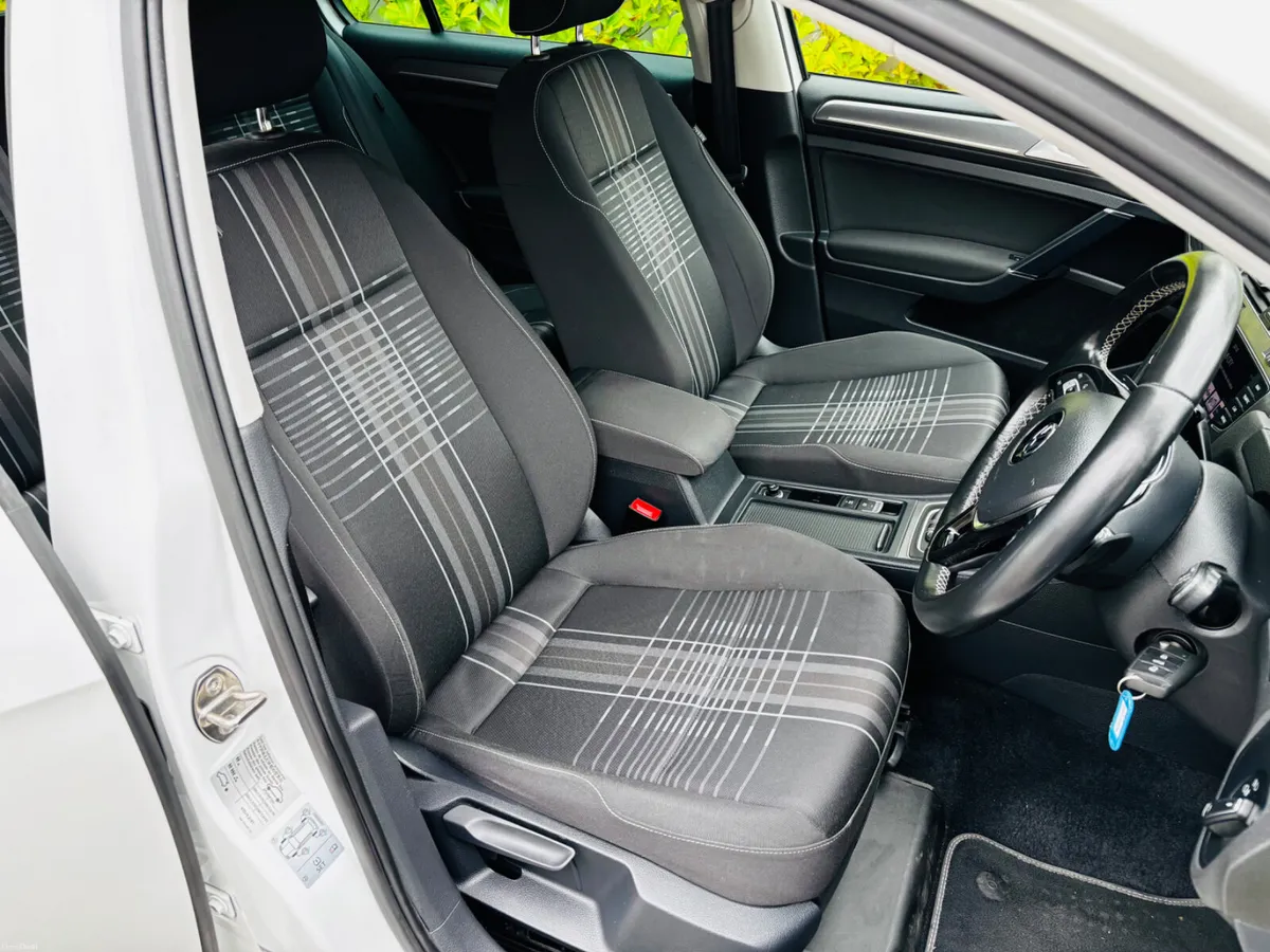 2015 152 VW GOLF 1.2 TSI DSG AUTO LOUNGE COMFORT - Image 6