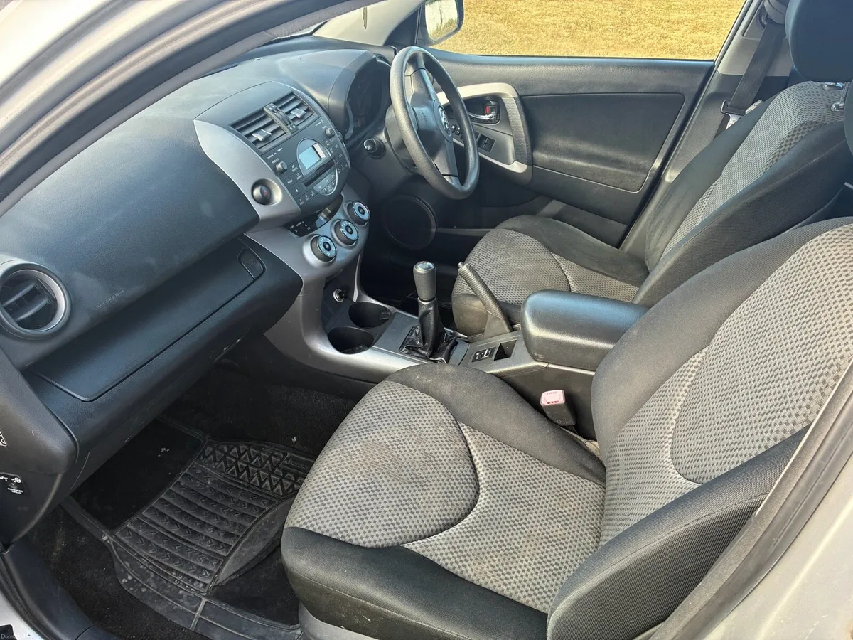 Toyota Rav 4 Luna - Image 5