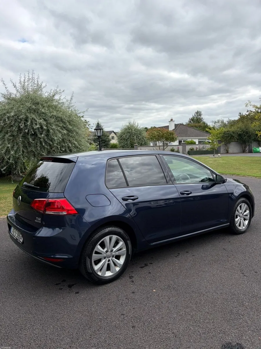 Volkswagen Golf 142 1.2L DSG BlueMotion Technology - Image 3