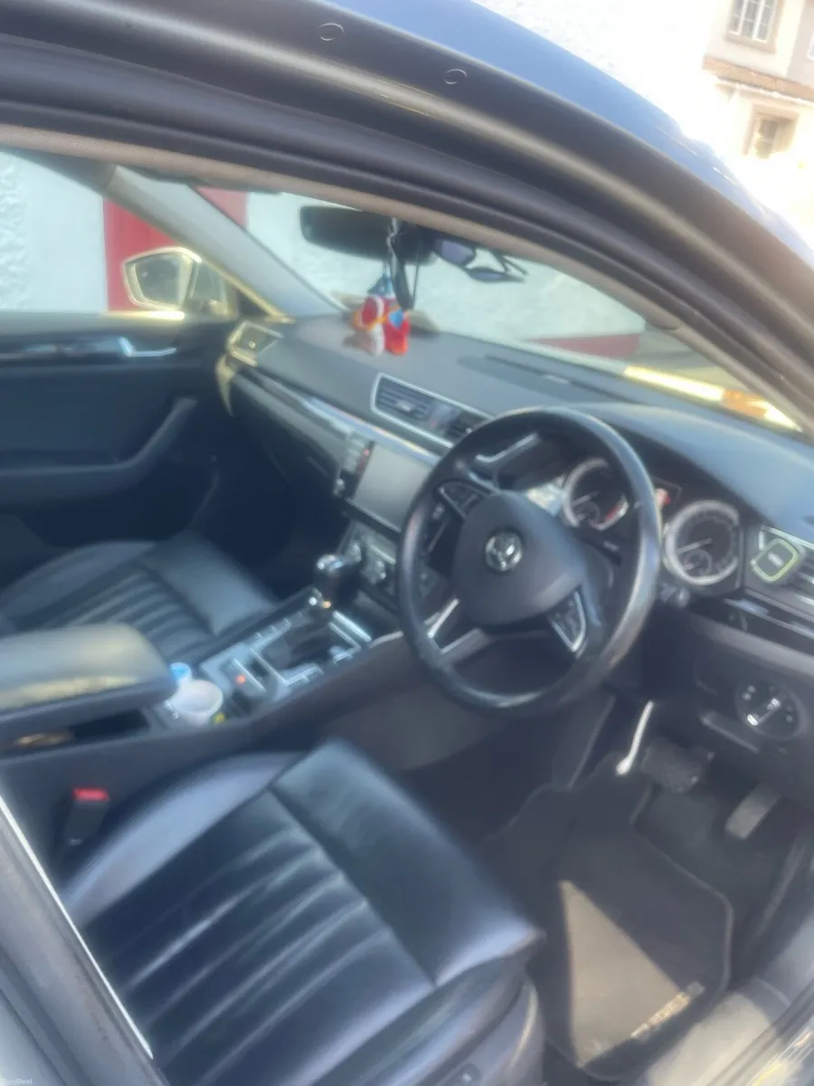 Skoda superb L&k - Image 5