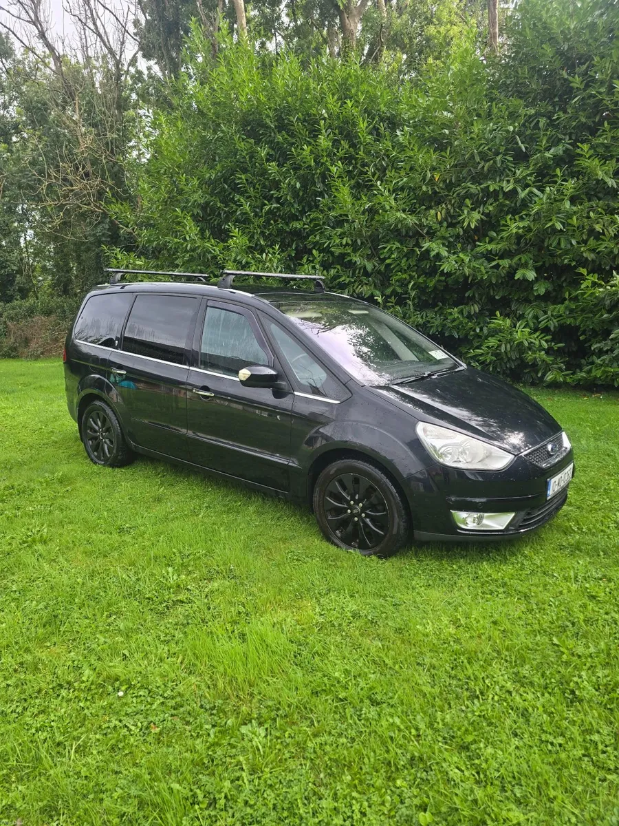 Ford Galaxy 2010 - Image 1