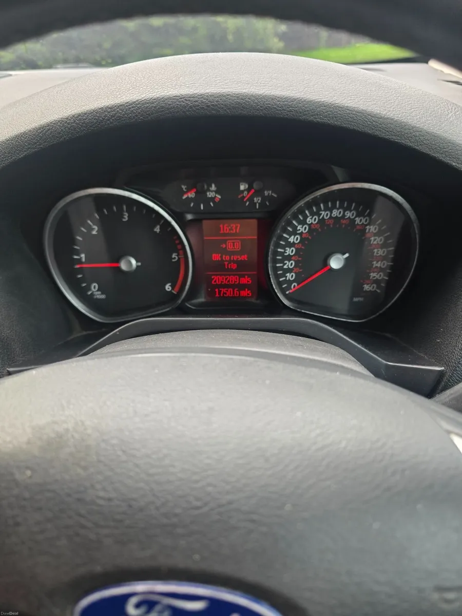 Ford Galaxy 2010 - Image 6
