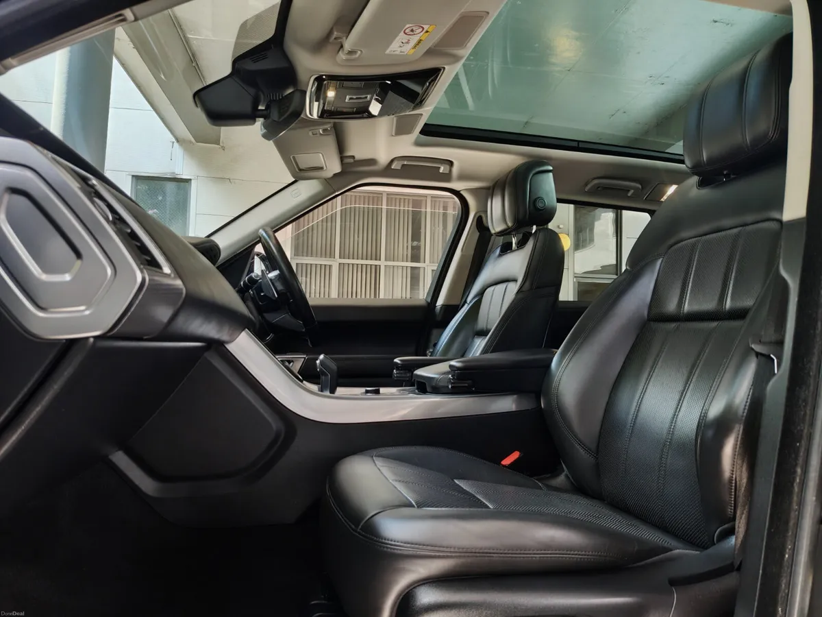 Land Rover Range Rover Sport 2019 HSE DYNAMICS - Image 2
